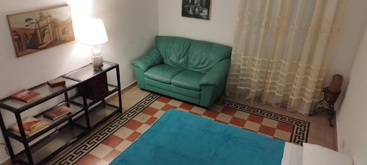 Epiro Home روما المظهر الخارجي الصورة